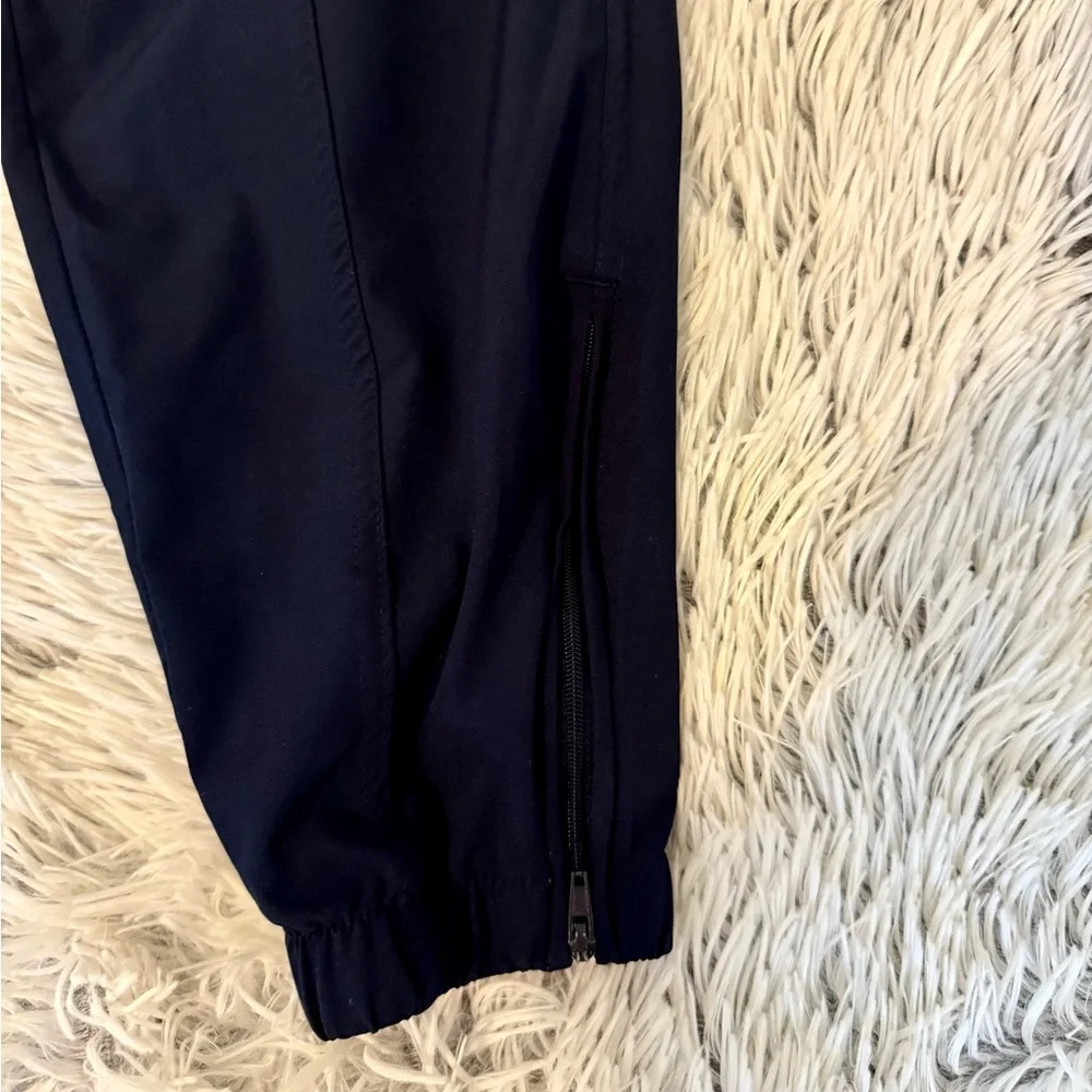 Old Navy Active Navy Jogger Pants - Picture 4 of 6